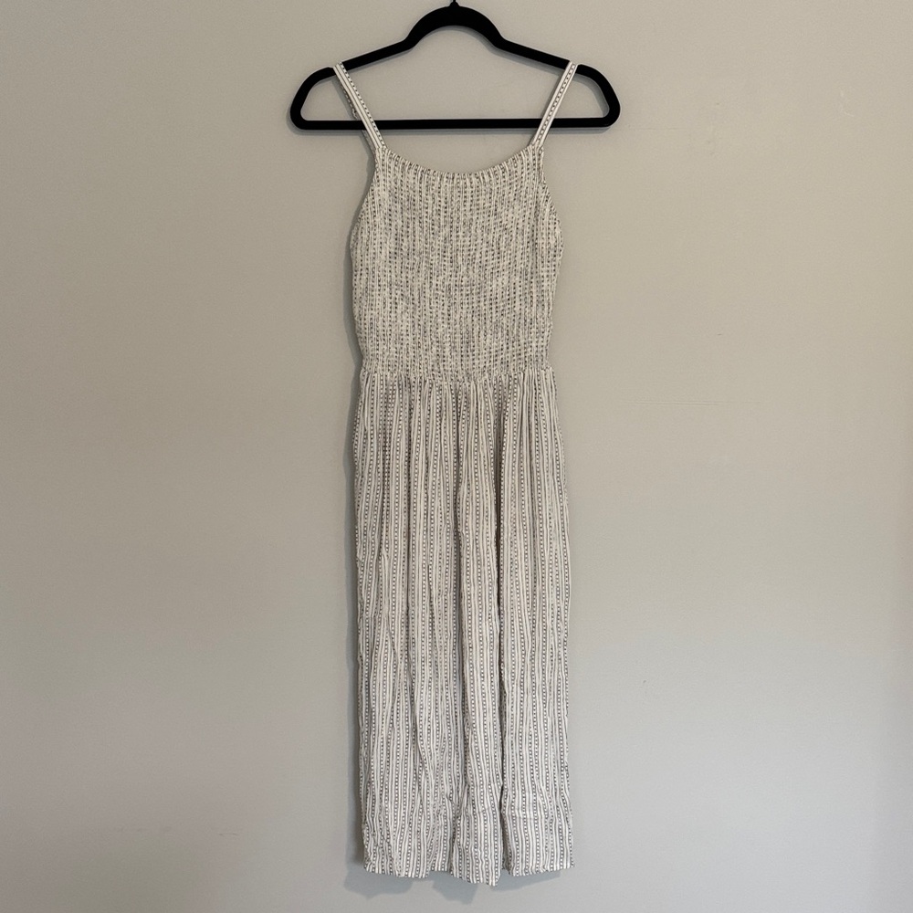 Old Navy White and Black Patterned Midi Dress